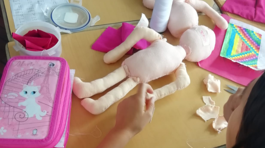Diseño de muñecas - Colegio Andino